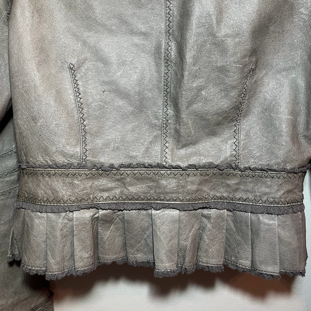 Vintage 90's Y2K Moda International 100% Leather Ruffle Trim Jacket Size Medium - Picture 11 of 11